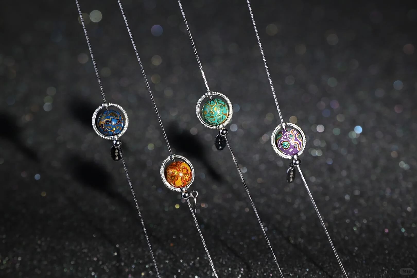 What Is Lacquer in Gold Jewellery? The Luxe Hack for Unique, Long-Lasting Pieces