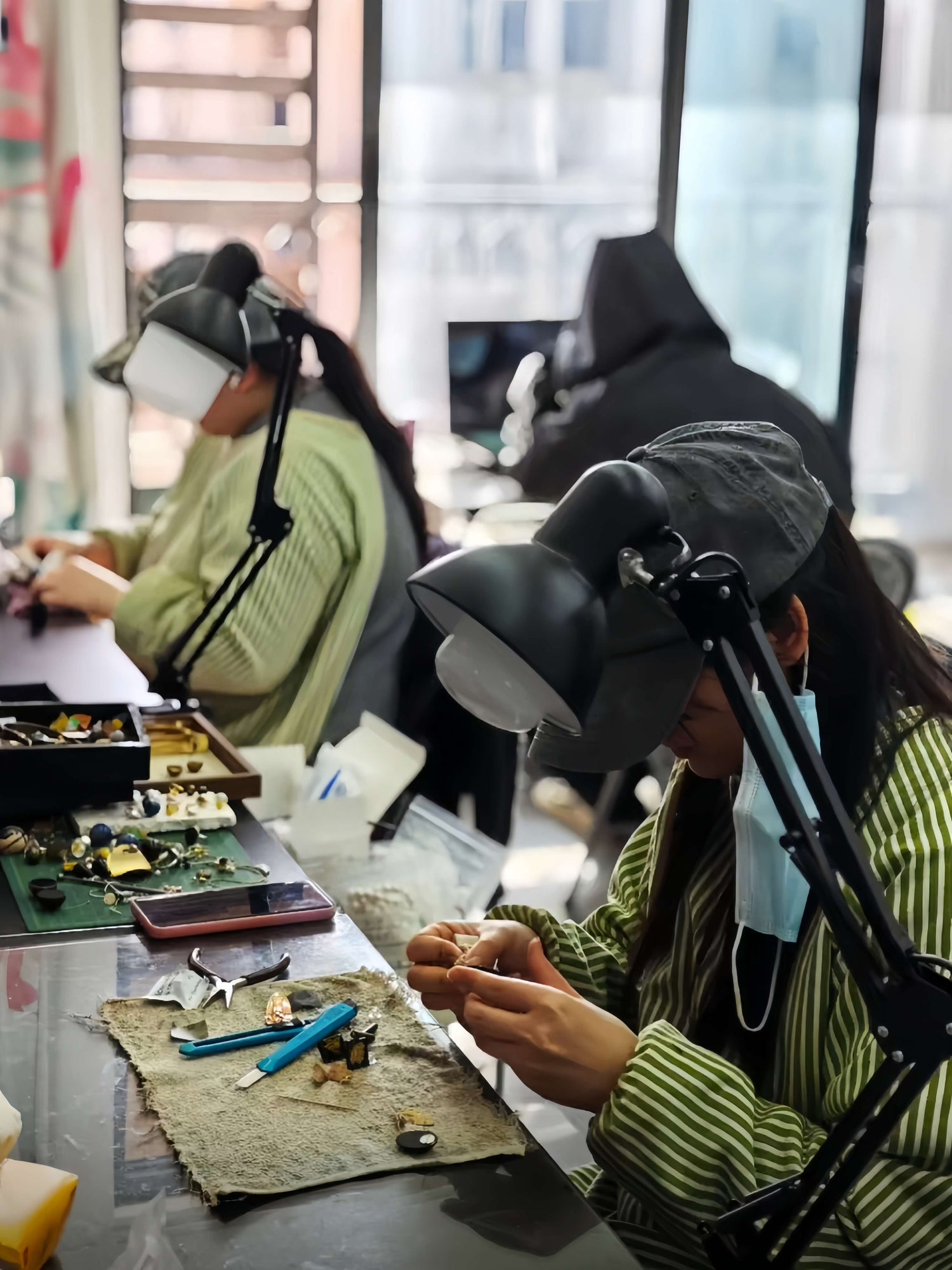 laclume lacquer handmade work room
