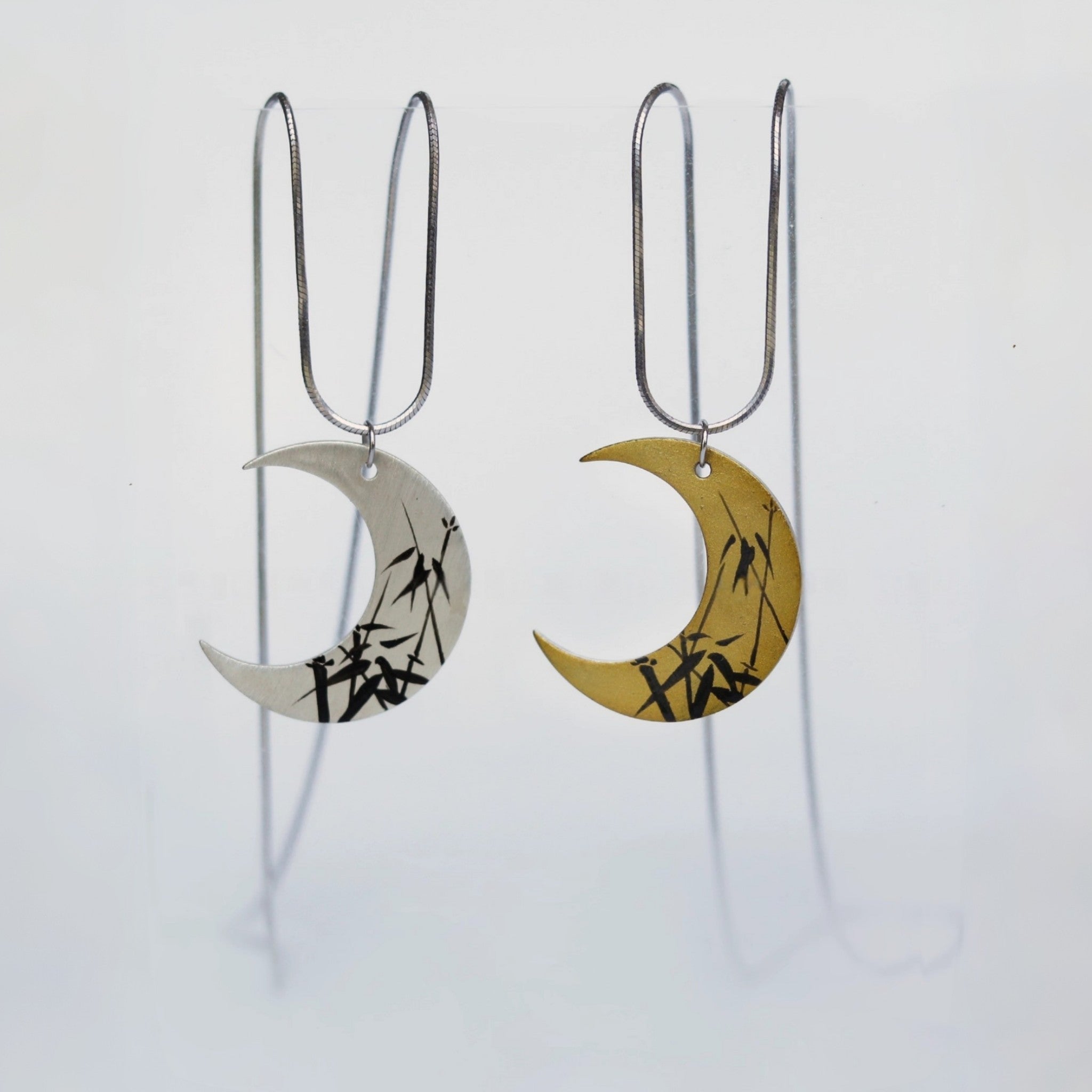 LacLume HandPainted Lacquer Crescent Necklace Moon Shadow Bamboo Pattern Silver Lacquerware