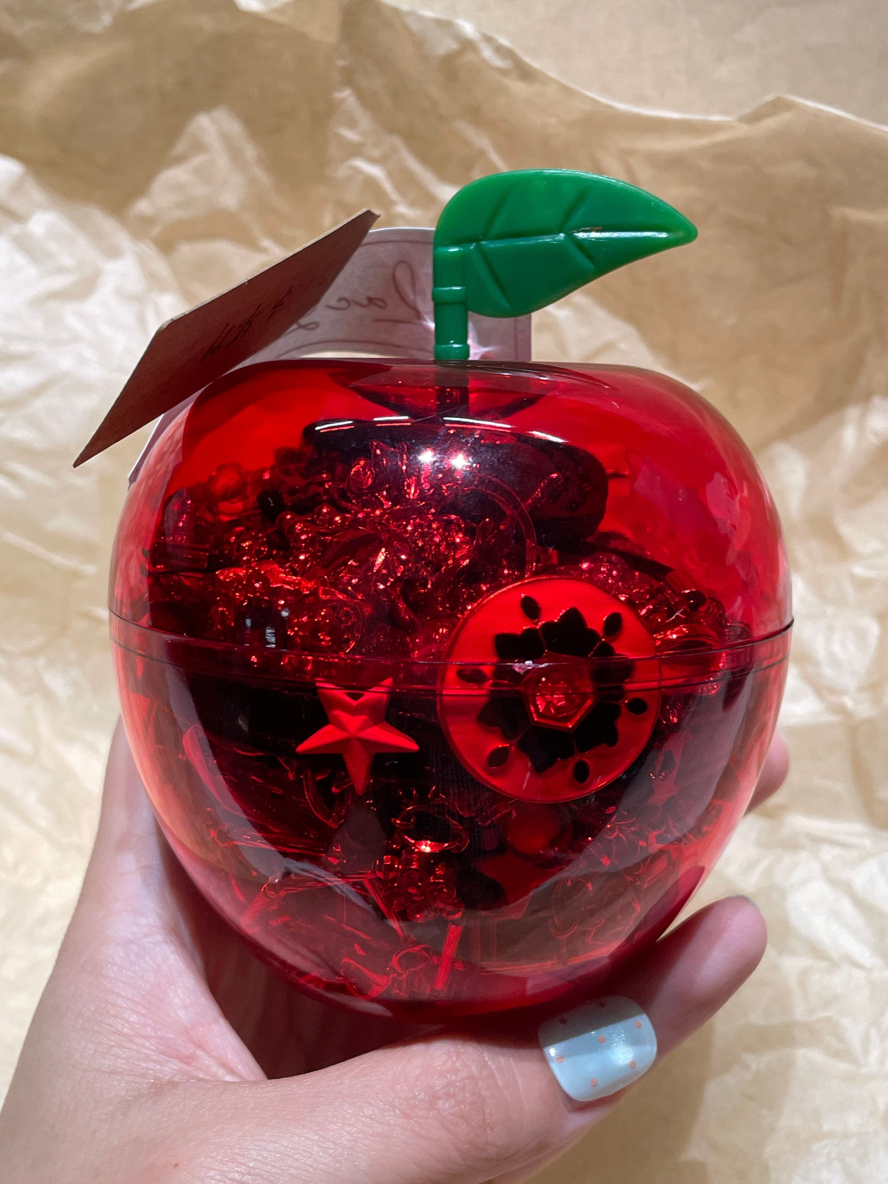 Forbidden Fruit | Boîte mystère ultime - Ensemble esthétique vert forêt (20-25 pièces)