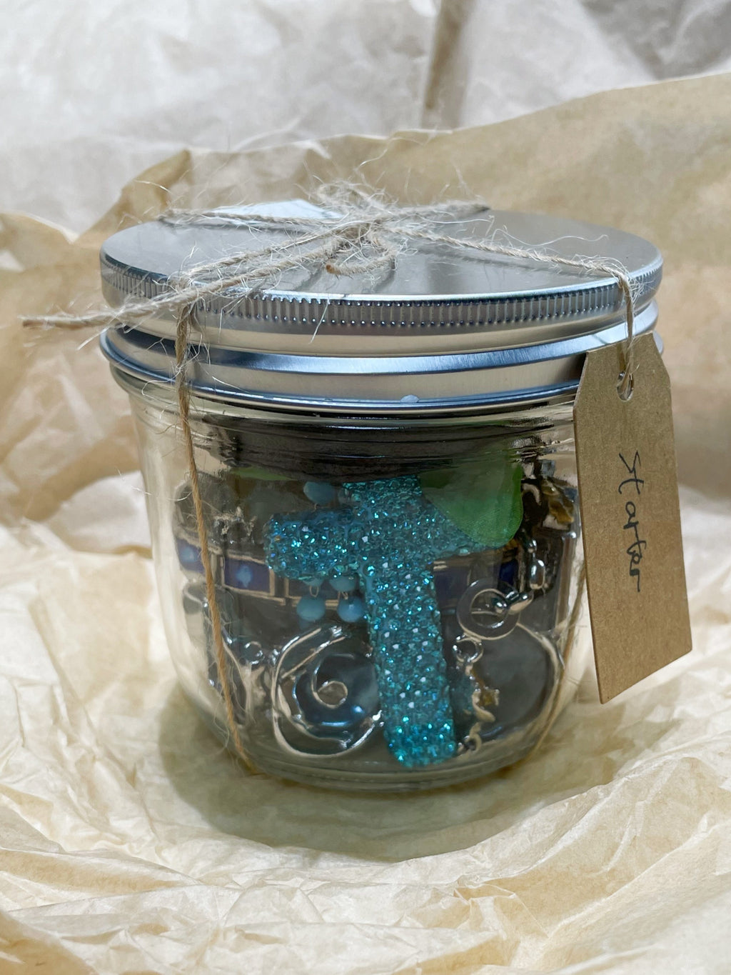 Tiefseeblauer Schmuck-Wunder-Glas – Premium-Auswahl an Ringen, Halsketten & Ohrringen (10–12 Stück)