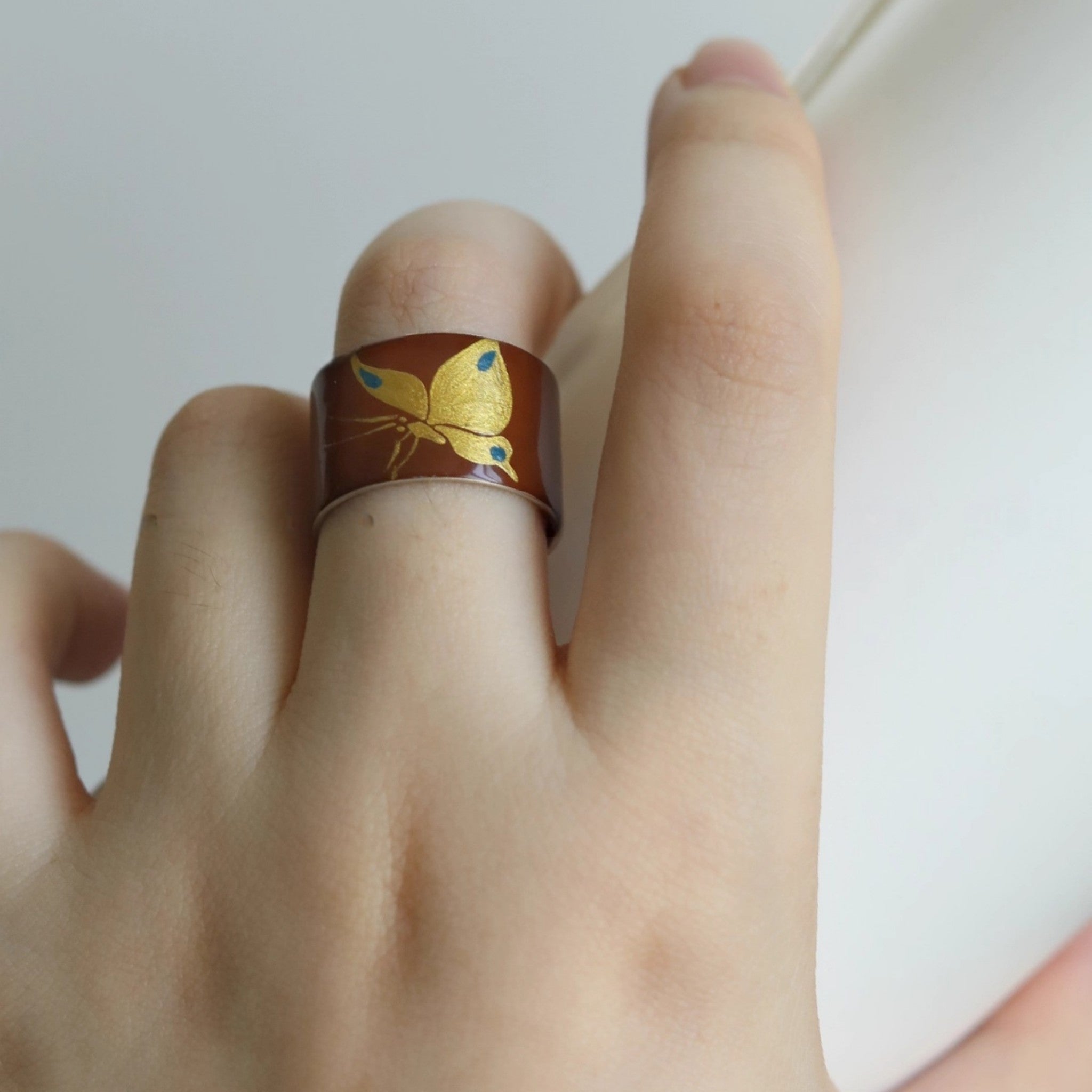 LacLume Butterfly Lacquer Gold HandPainted Butterfly Purple 925 Silver Ring