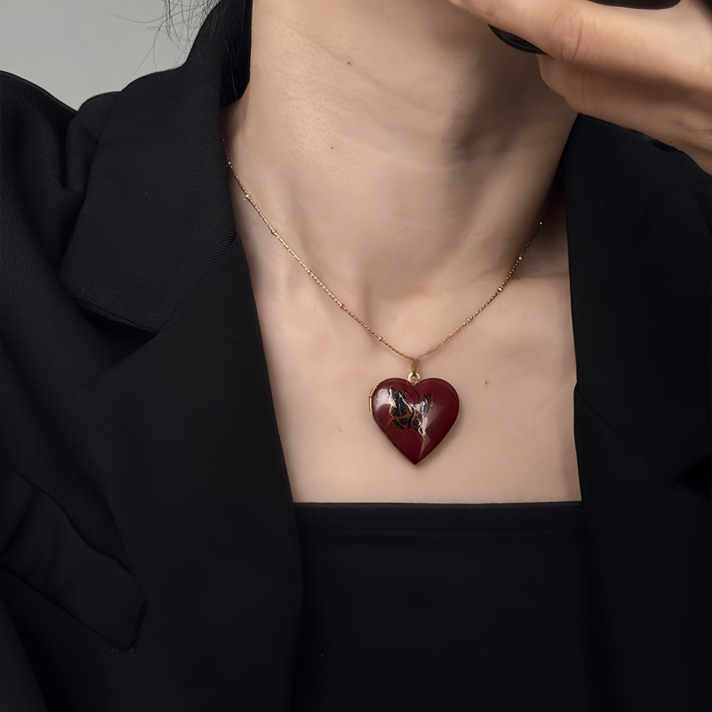 LacLume Original Butterfly's Love Lacquer Necklace Handpainted Butterfly Vintage Clavicle Chain