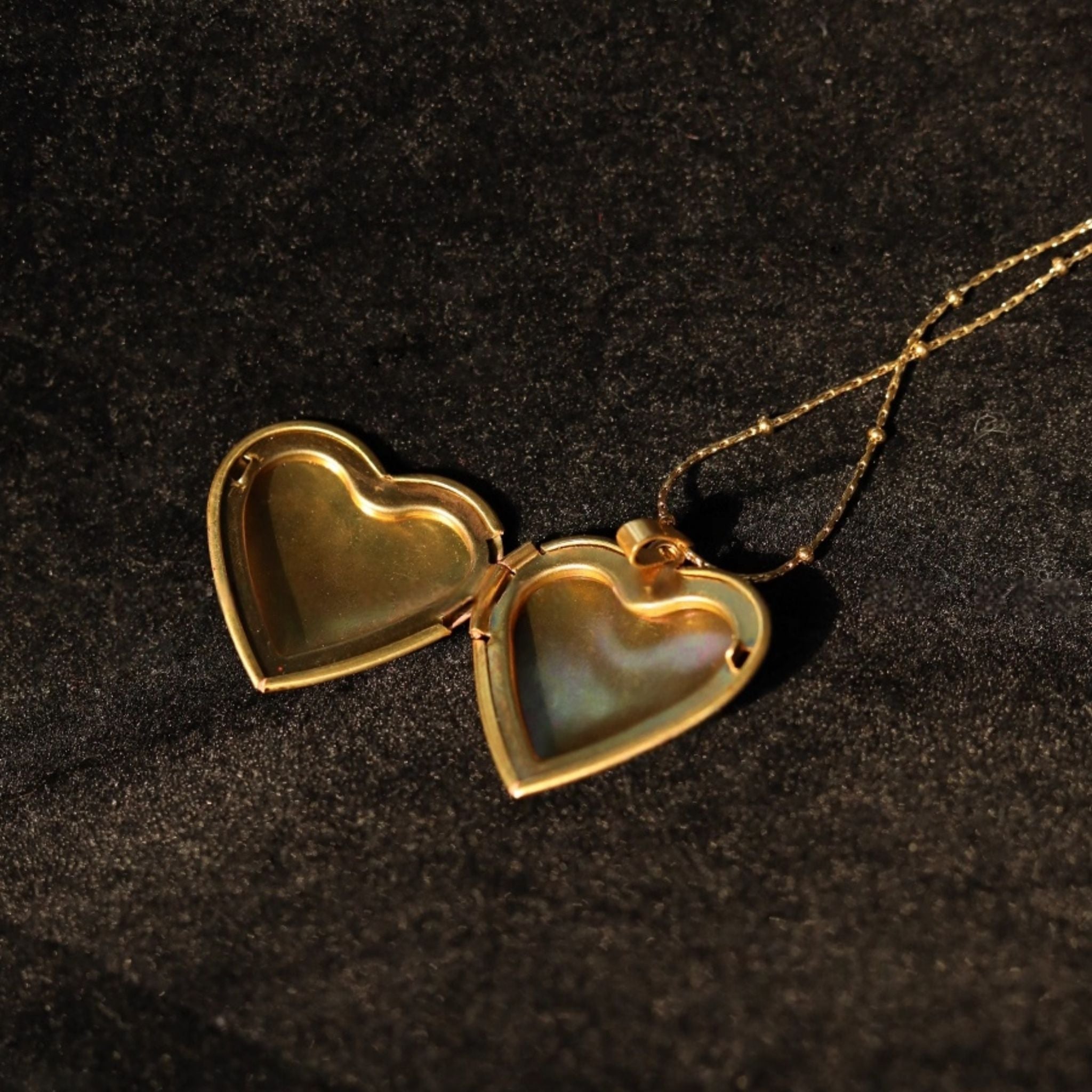 LacLume Original Butterfly's Love Lacquer Necklace Handpainted Butterfly Vintage Clavicle Chain