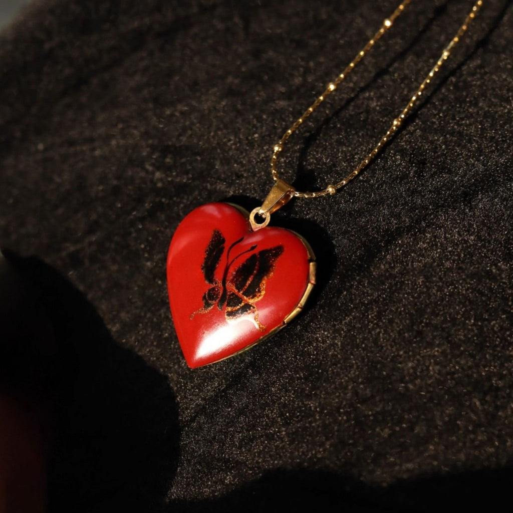LacLume Original Butterfly's Love Lacquer Necklace Handpainted Butterfly Vintage Clavicle Chain