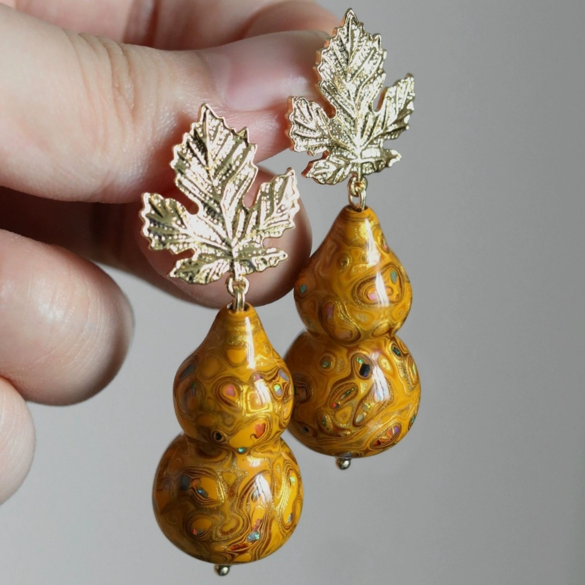 LacLume Original Lacquer Earrings, Variegated Coating Technique Gourd