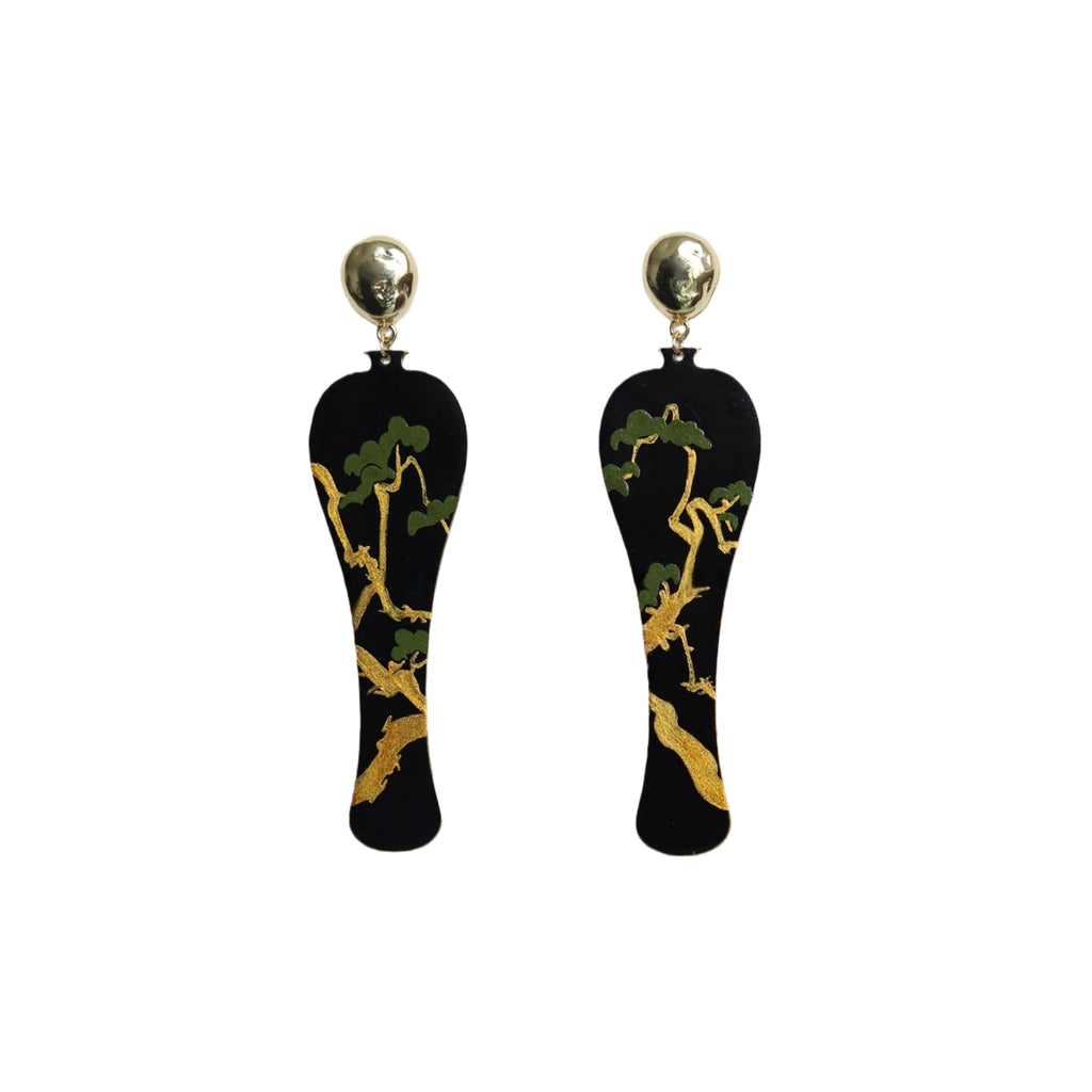 LacLume Hand-Painted Vase Old Tree Earrings with Lacquer Craftsmanship