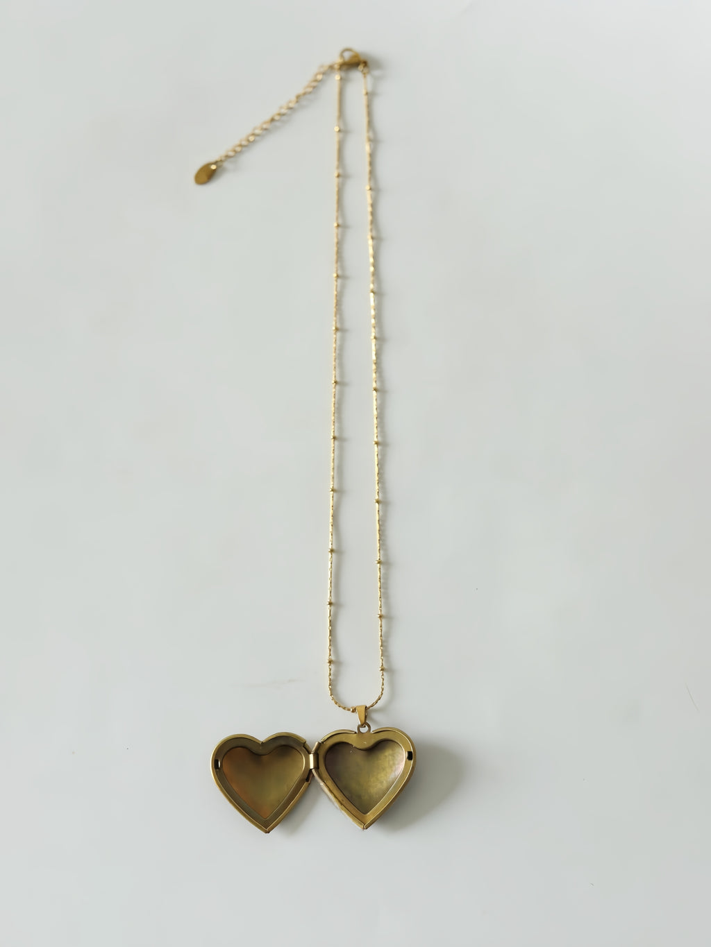 Original "Butterfly's love" Lacquer Craft Handpainted Butterfly Covered Ancient Clavicle Necklace Handmade Open