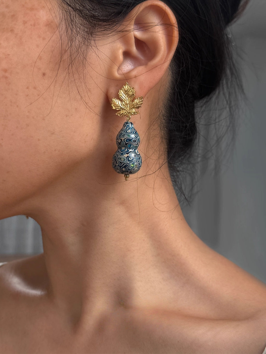 LacLume Original Lacquer Earrings, Variegated Coating Technique Gourd