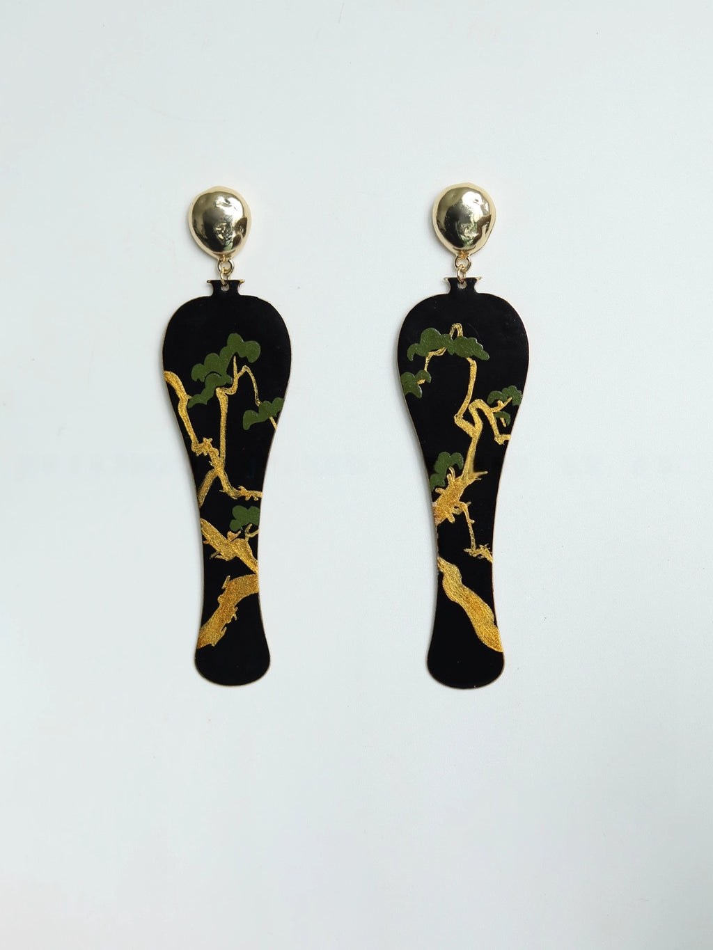 LacLume Original "Vase · Old Tree" Hand-Painted Earrings with Lacquer Craftsmanship