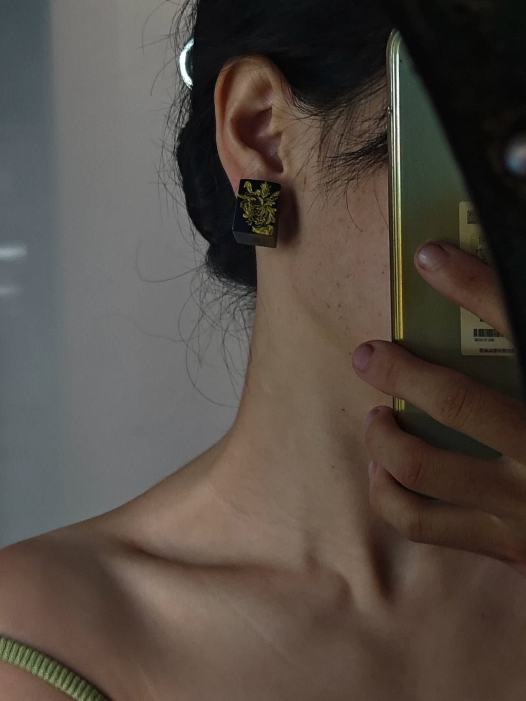 LacLume Original Lacquer Gilt Hand-Painted Three-Dimensional Triangle Earrings With Chrysanthemum Pattern-Wooden Lacquerware