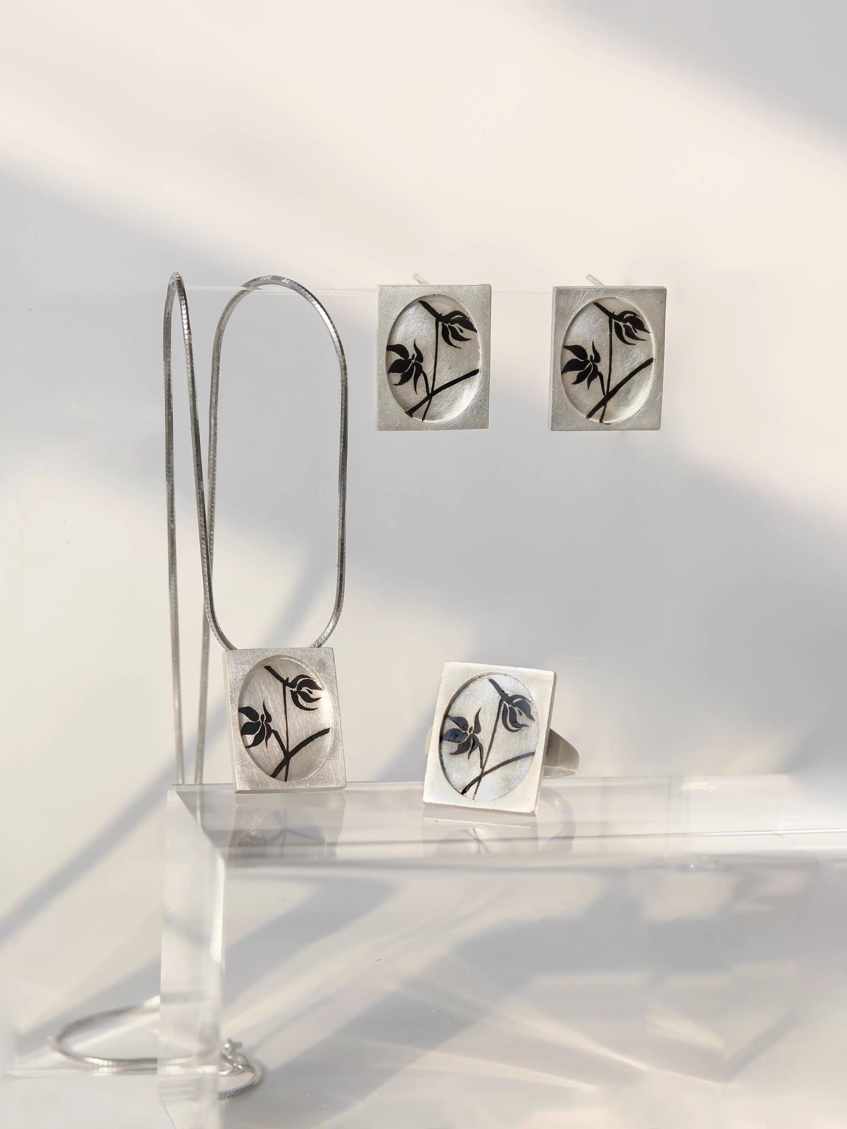 Flower Lacquer Painted Pattern Silver Brushed New Product  Necklace Handmade Silver Lacquerware