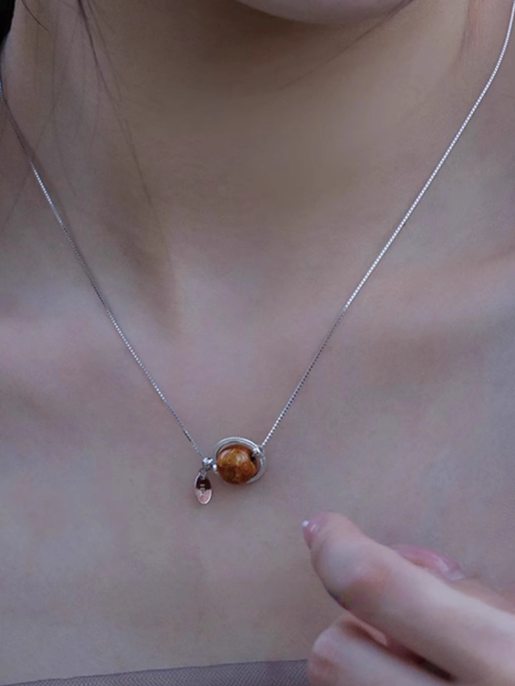 LacLume "Universe" Planet 925 Silver & Lacquer Clavicle Chain