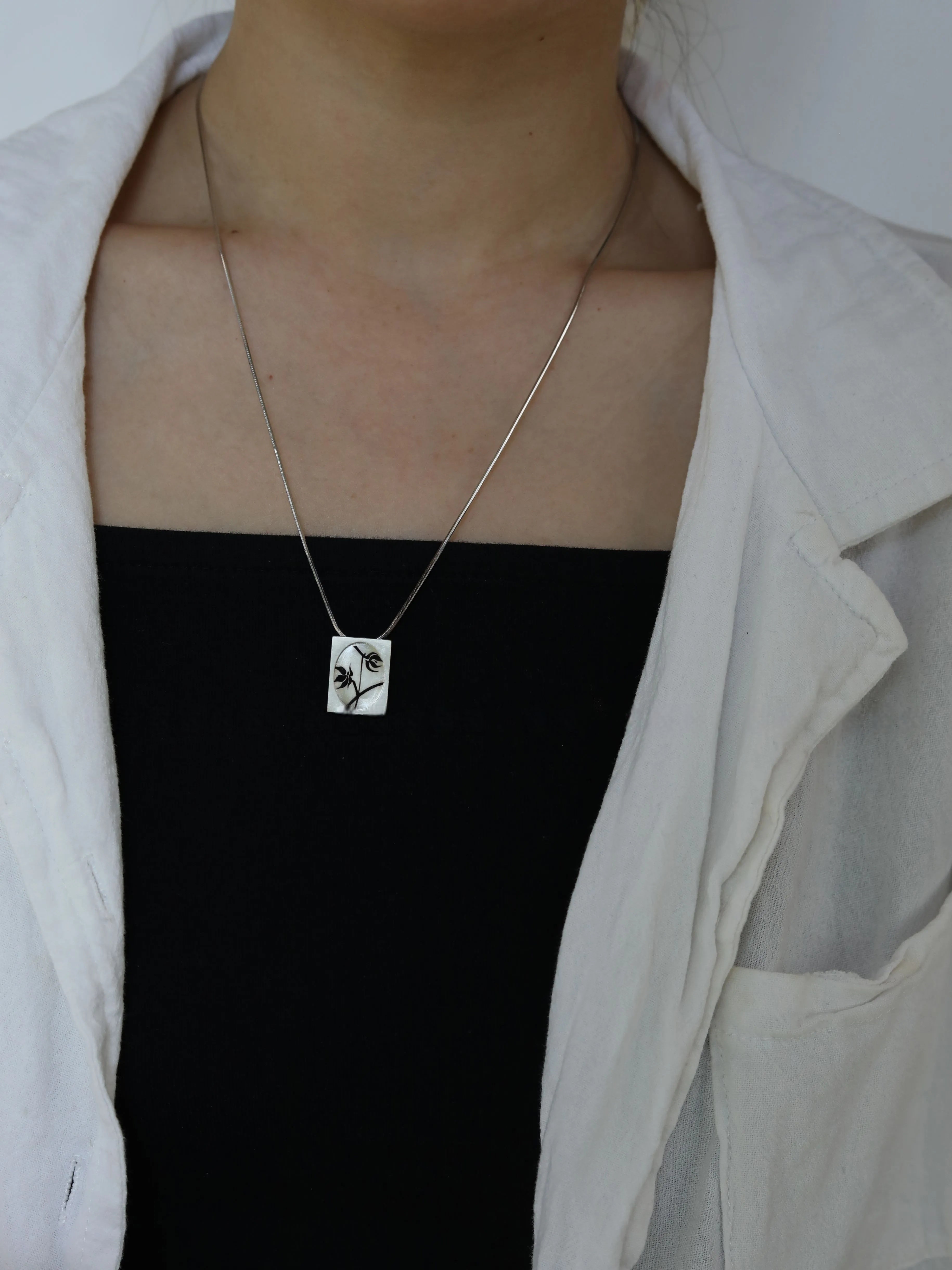 Flower Lacquer Painted Pattern Silver Brushed New Product  Necklace Handmade Silver Lacquerware