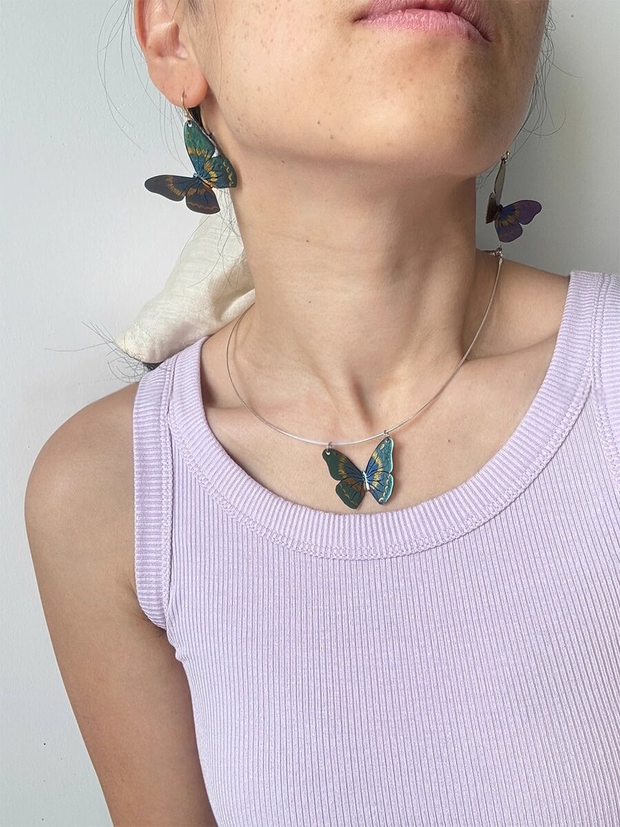 laclume Original Lacquer Art Piece | Hand-Painted Polarized Butterfly Collar & Necklace, Handcrafted Copper-Base Jewelry