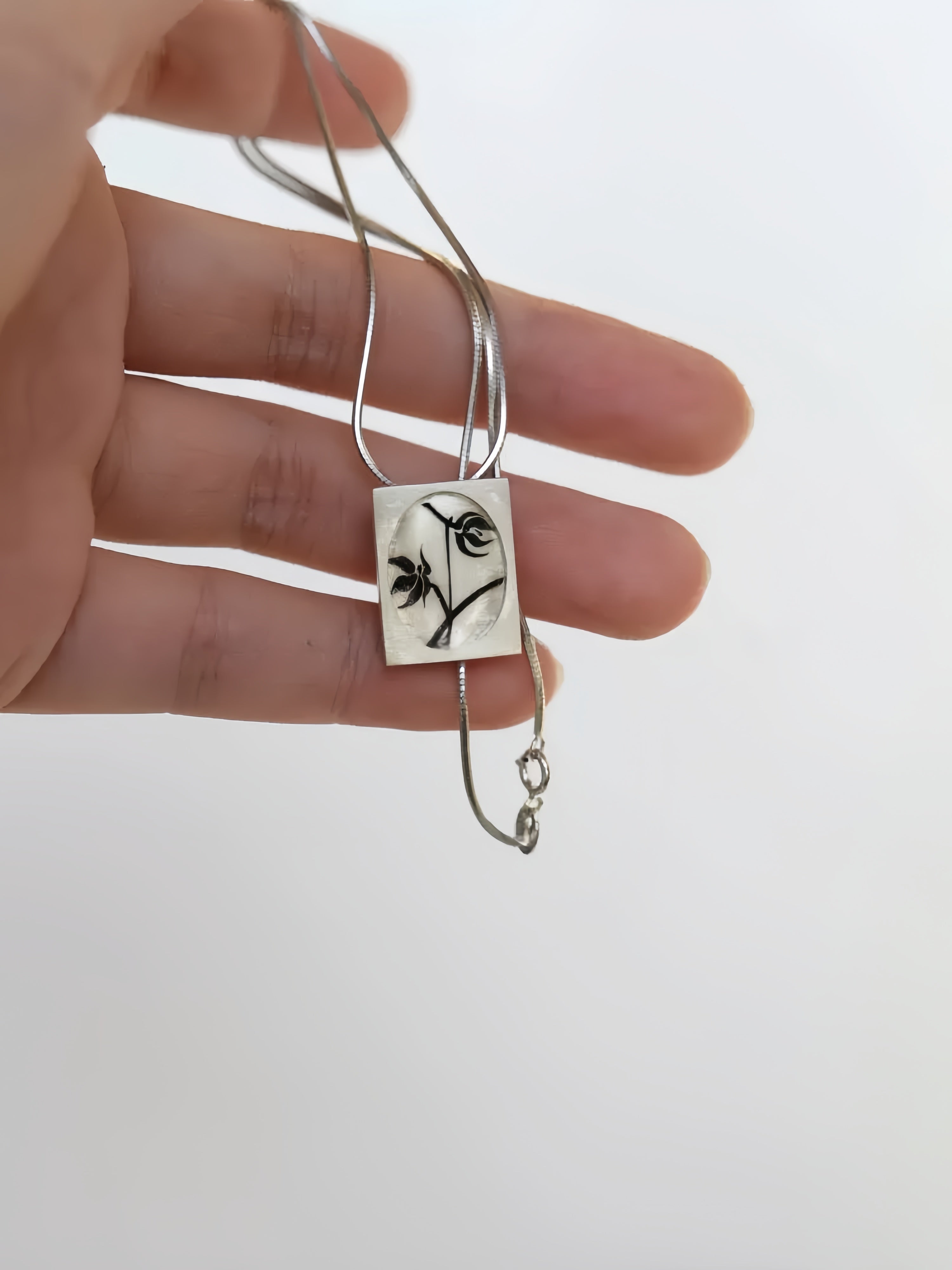 Flower Lacquer Painted Pattern Silver Brushed New Product  Necklace Handmade Silver Lacquerware