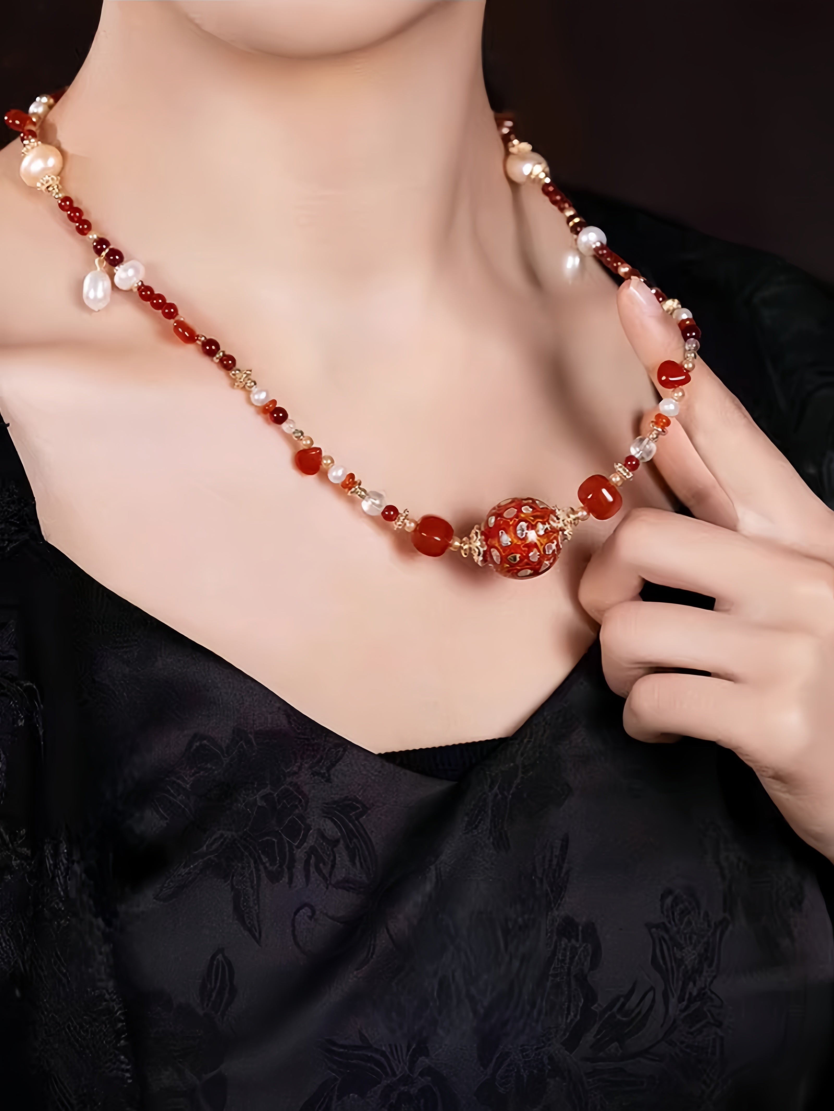 LacLume Lucky Lacquer Beads Necklace - Fortune in Hand