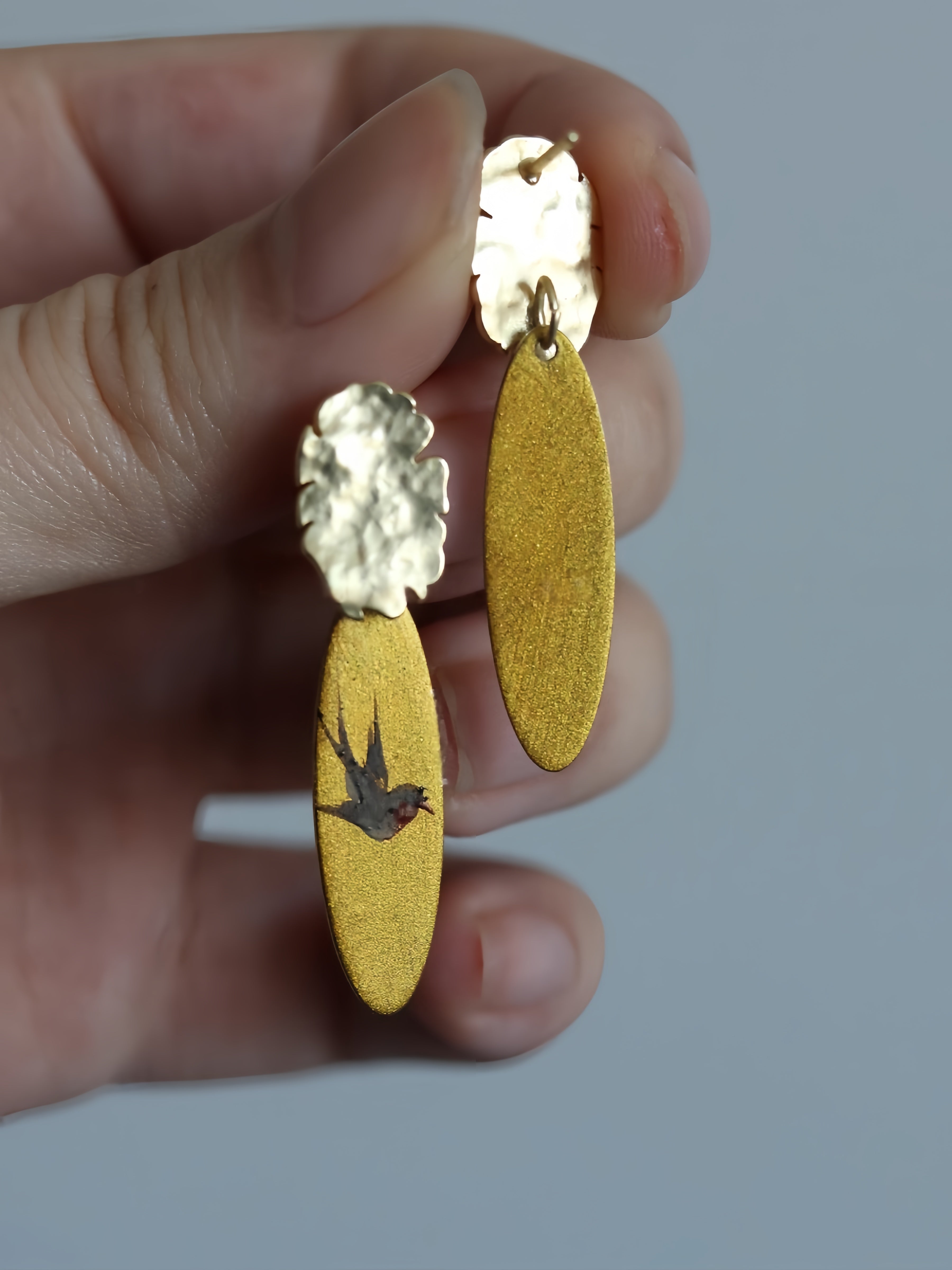 LacLume Lacquer Craft Hand-Painted Flying Swallow New Style Earrings - Hand-Made Copper Tire Lacquerware