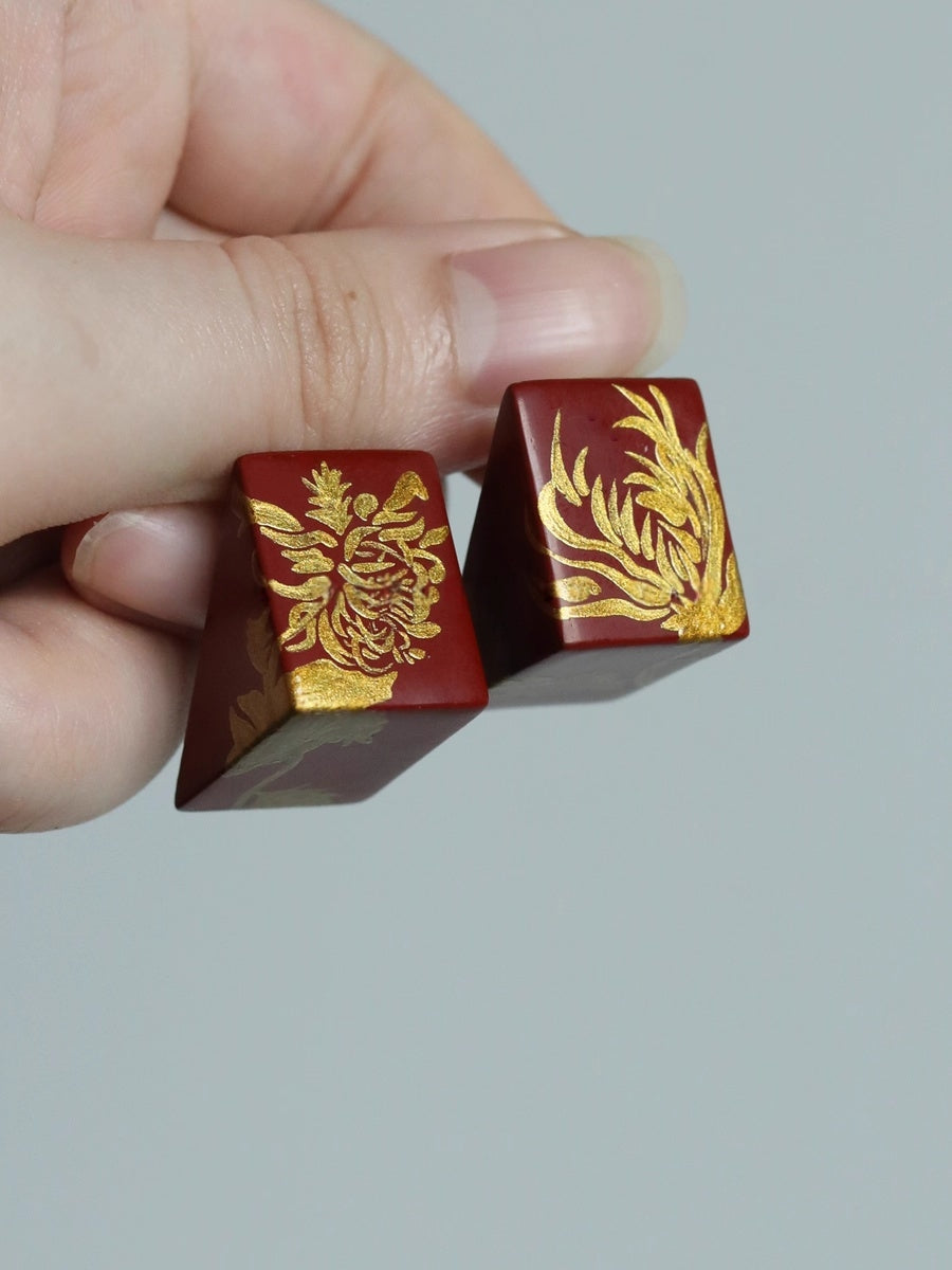 LacLume Original Lacquer Gilt Hand-Painted Three-Dimensional Triangle Earrings With Chrysanthemum Pattern-Wooden Lacquerware