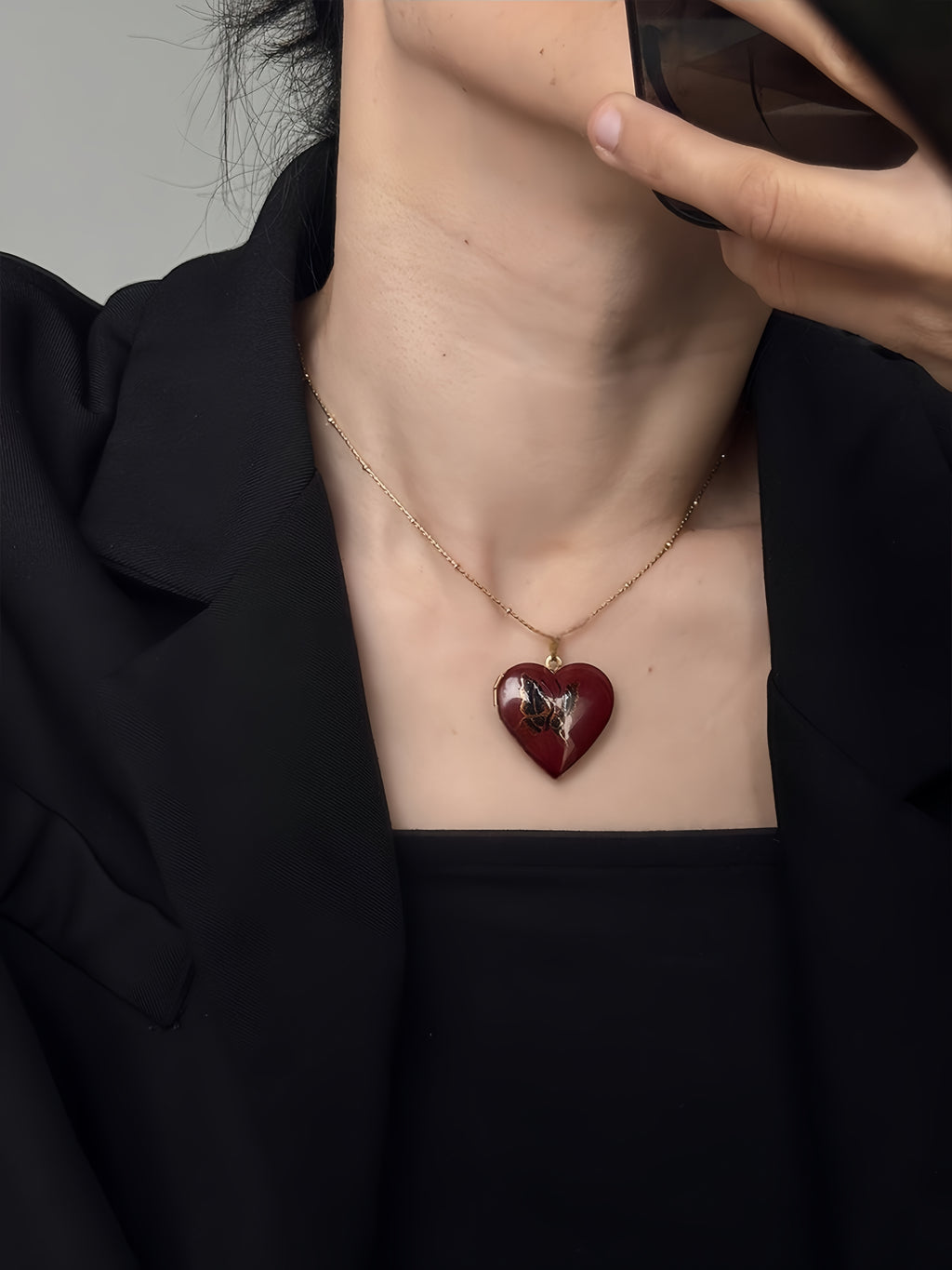 Original "Butterfly's love" Lacquer Craft Handpainted Butterfly Covered Ancient Clavicle Necklace Handmade Open